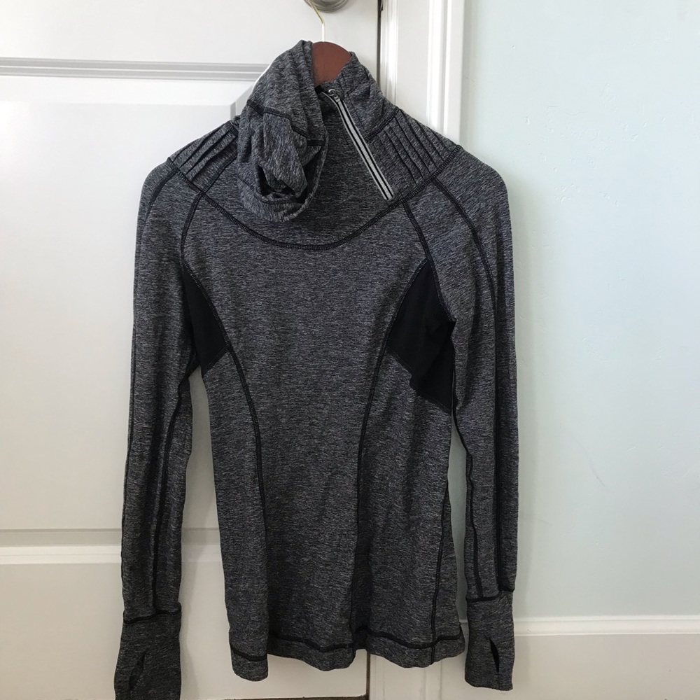 lululemon workout jacket!